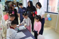 <b> 创意美术 “童”庆六一 民权县第一实验幼儿园</b>